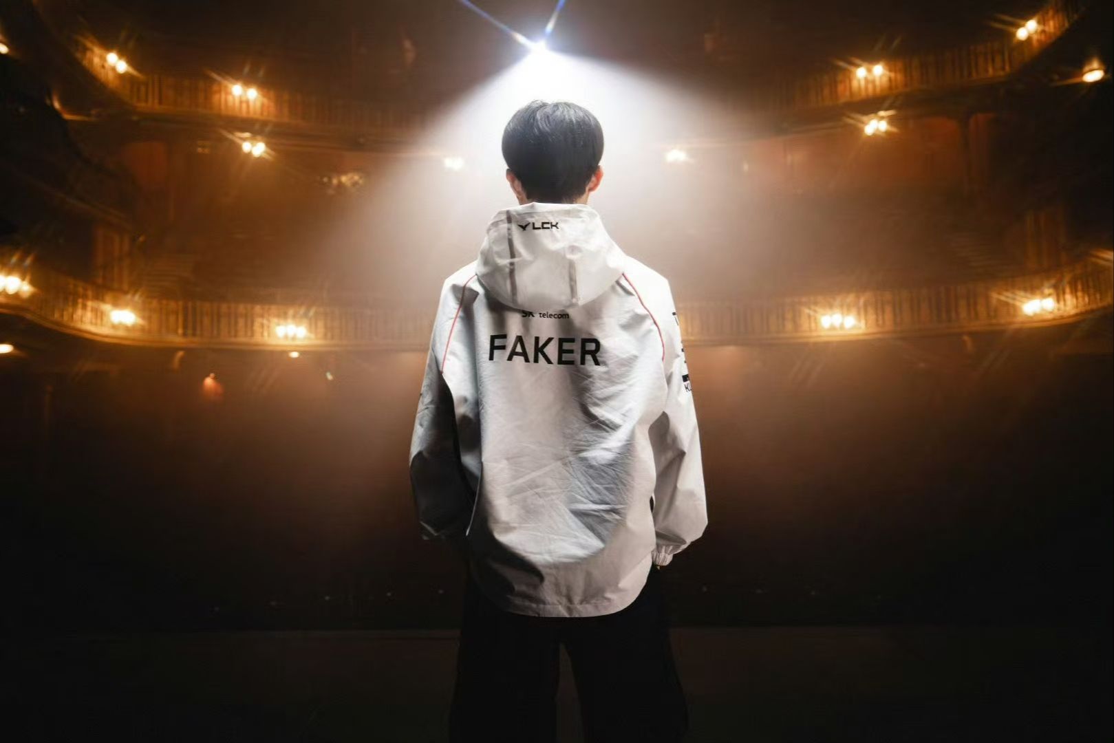 IG官博为Ahn庆生：谢谢粉丝们的礼物